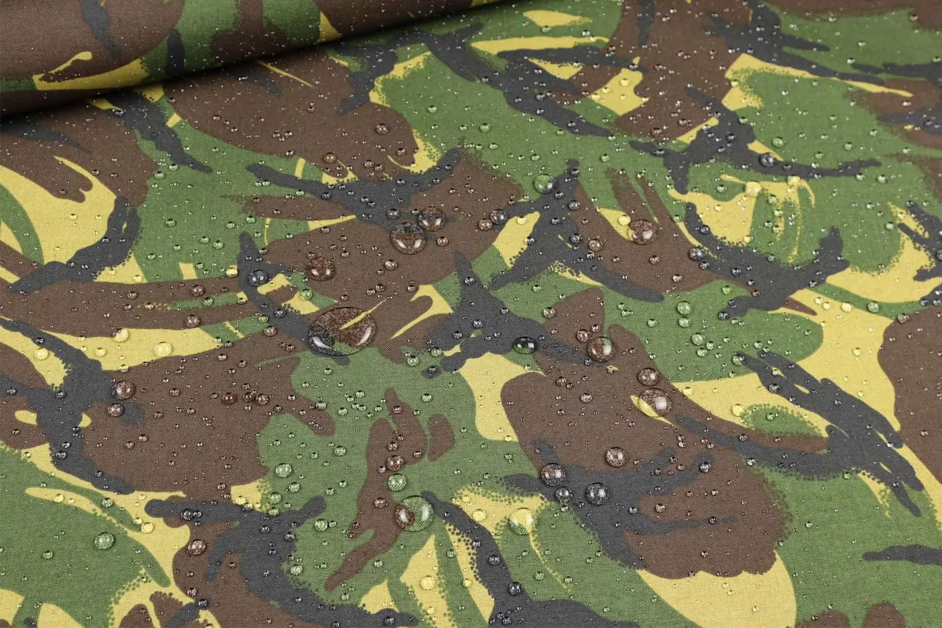 How to Choose the Best Military Combat Uniform Fabric